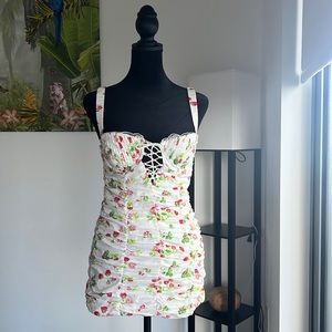 Size S all boutique floral dress